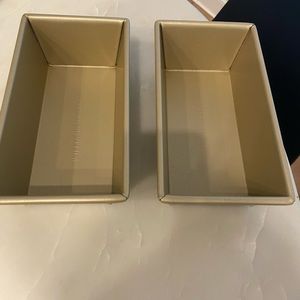 William Sonoma Baking Loafs set of two